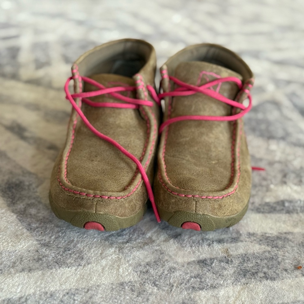 Twisted X Tan and Pink Women's Moccasins